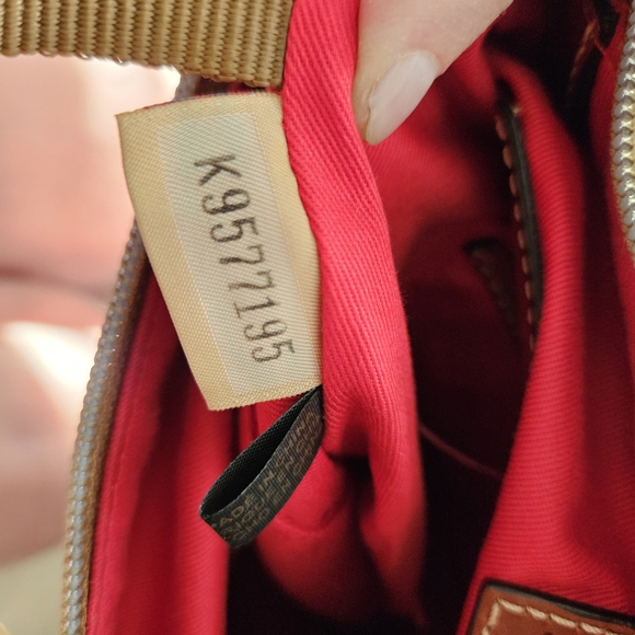 Dooney & Bourke Cranberry Crossbody/Shoulder Coated Cotton w/Leather Excellent - Picture 9 of 16